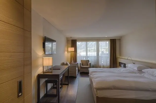 Tek Büyük Yataklı Oda (Style)