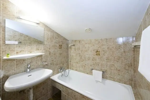 Family Oda, 2 Yatak Odası, Bahçe Manzaralı, Bahçeli