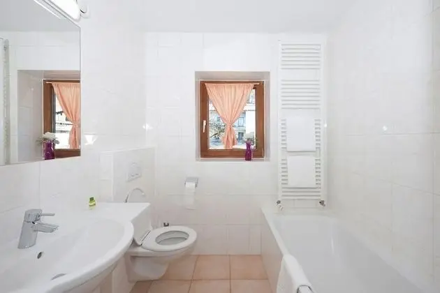 Family Oda, 2 Yatak Odası, Bahçe Manzaralı, Bahçeli