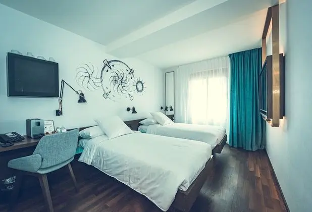 Deluxe İki Ayrı Yataklı Oda