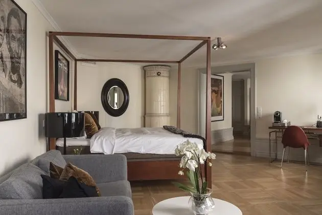 Super Suite