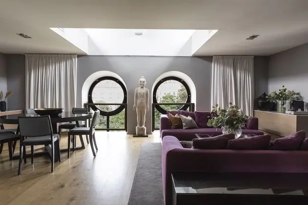 Super Suite