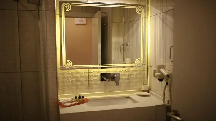 Aile Odası, Şehir Manzaralı