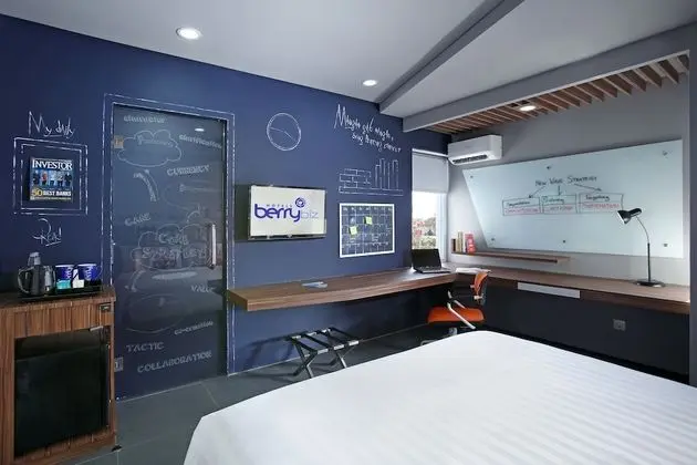 Deluxe Tek Büyük Yataklı Oda