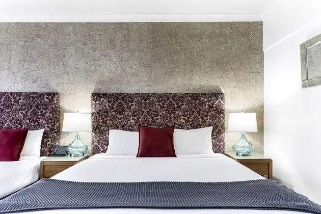 Deluxe Üç Kişilik Oda (Free Wi-Fi & Parking)
