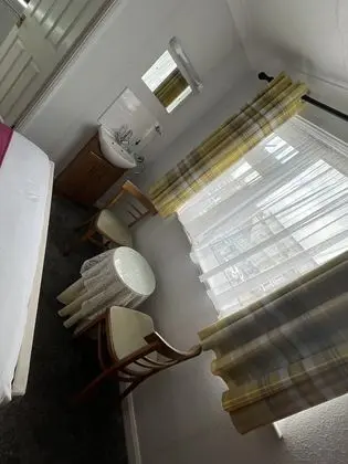Tek Büyük Yataklı Oda (19 - Room Only)