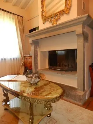 Exclusive Tek Büyük Yataklı Oda