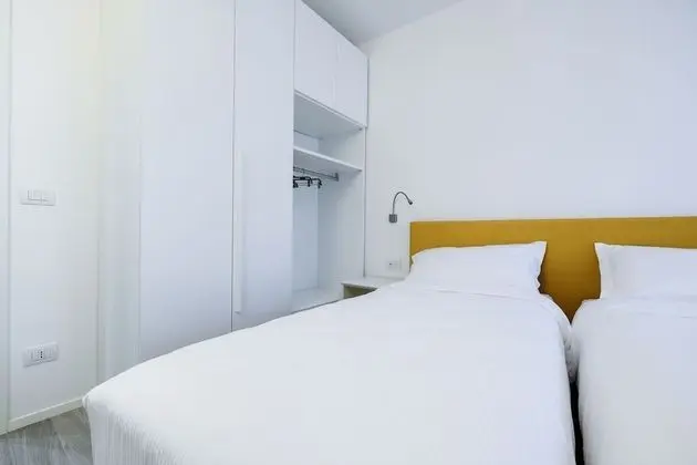 Apart Daire, 1 Yatak Odası, Göl Manzaralı (Carducci)