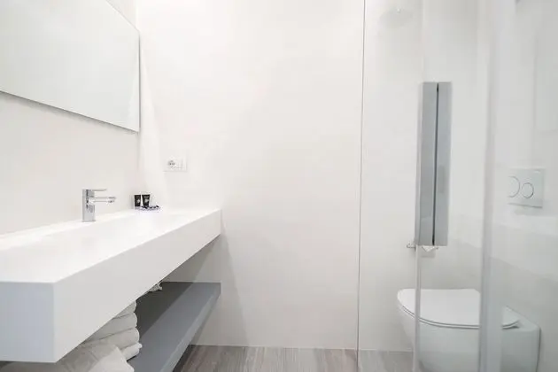 Superior Apart Daire, 2 Yatak Odası, Göl Manzaralı (Floriani)