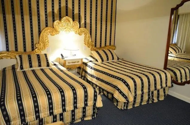 Deluxe Oda, 2 Tek Kişilik Yatak
