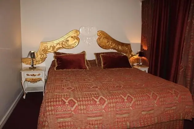 Deluxe Tek Büyük Yataklı Oda