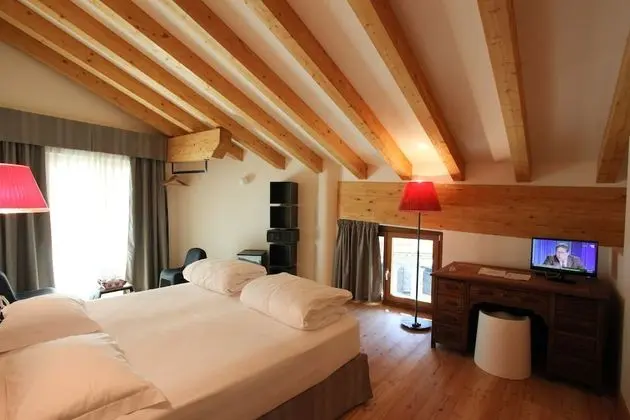 Comfort Tek Büyük Yataklı Oda, Balkon, Ek Bina