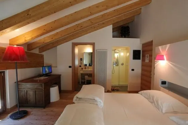 Comfort Tek Büyük Yataklı Oda, Balkon, Ek Bina