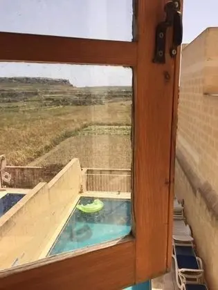 Comfort Tek Büyük Yataklı Oda (Islay)