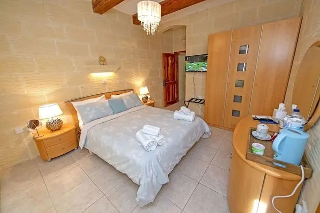 Comfort Tek Büyük Yataklı Oda (Islay)