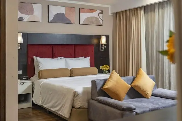 Junior Süit, Küvet, Şehir Manzaralı