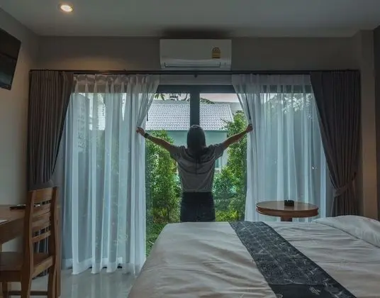 Deluxe Tek Büyük Yataklı Oda, Havuz Kullanımı, Zemin Kat