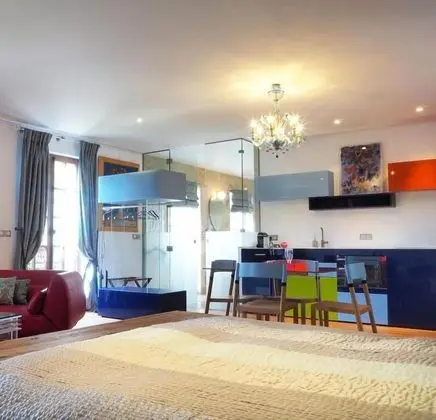 Superior Tek Büyük Yataklı Oda (Suite Larrieu)