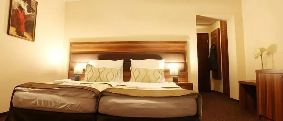 Standard Tek Büyük Yataklı Oda