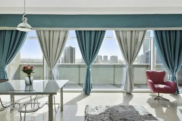 Bespoke Residences - Bay Square Studio City View