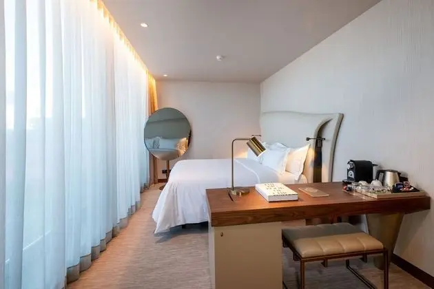 Superior Deluxe with Jacuzzi