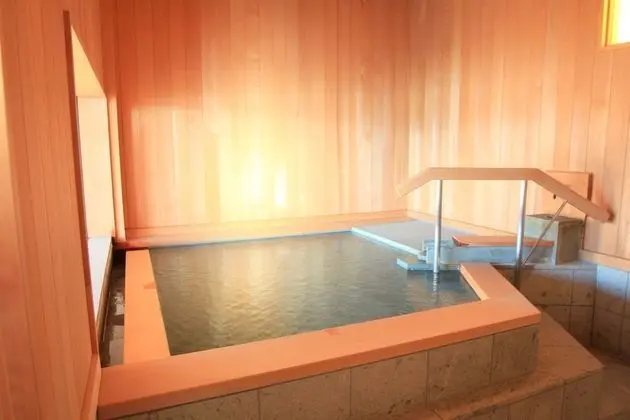 Süit (Open-air Bath)