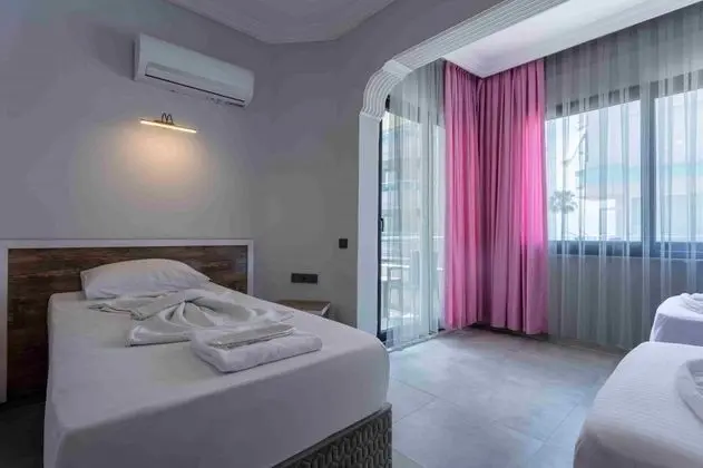 https://images.odamax.com/img/1024x768/odamax/image/upload/Best_Alanya_Hotel_202606071516516_optimized_okan4184_hdr.jpg