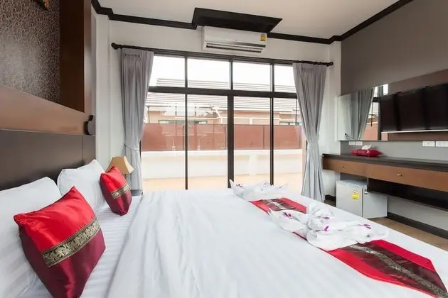 4 Bedrooms Private Pool Villa