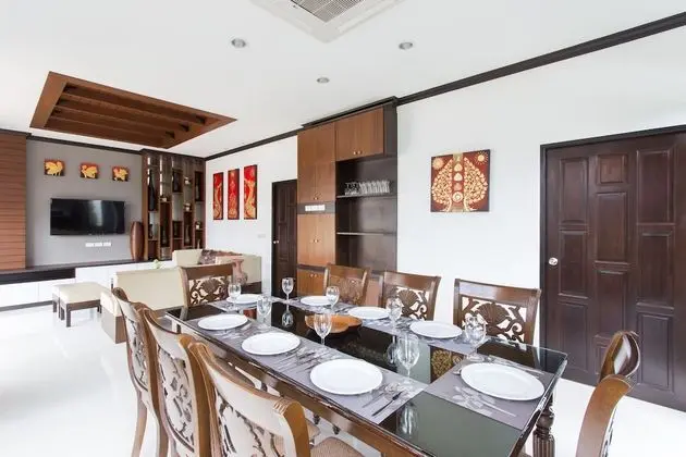 4 Bedrooms Private Pool Villa