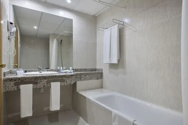 Standard Oda, Kısmi Deniz Manzaralı (3 adults)