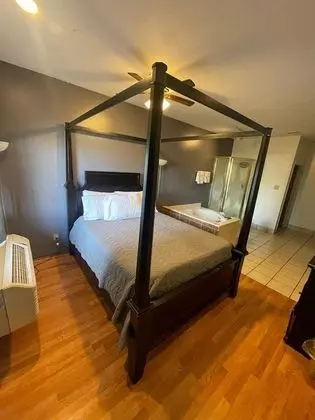 Romantic Tek Kişilik Oda, 1 Büyük (Queen) Boy Yatak, Sıcak Su Havuzu, Bahçe Manzaralı