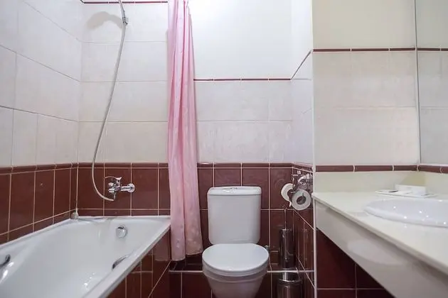 Comfort Tek Büyük Yataklı Oda