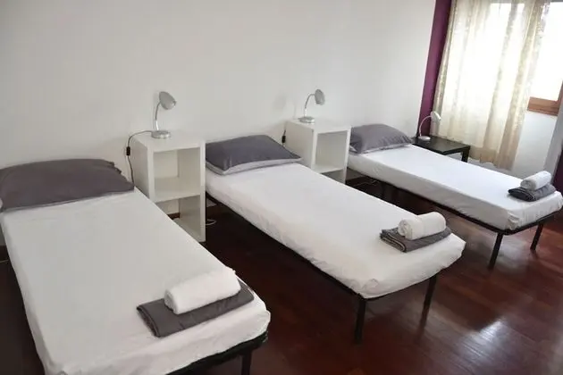 Ortak Ranzalı Oda, Sadece kadınlar için (up to 4 people)