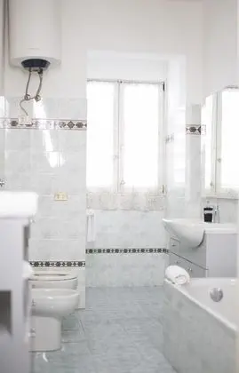 Ortak Ranzalı Oda, Sadece kadınlar için (up to 4 people)