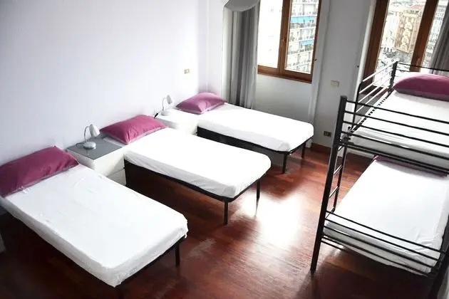 Ortak Ranzalı Oda, Sadece kadınlar için (up to 5 people)