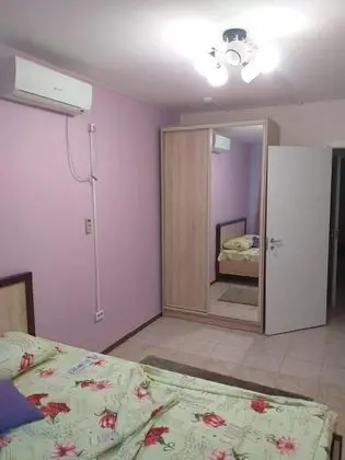 Family Tek Büyük Yataklı Oda