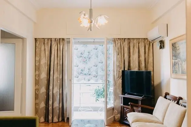 Traditional Apart Daire, 1 En Büyük (King) Boy Yatak ve Çekyat, Balkon, Şehir Manzaralı