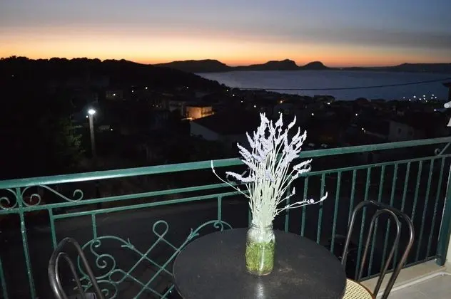 Panoramic Apart Daire, 1 Büyük (Queen) Boy Yatak ve Çekyat, Teras, Deniz Manzaralı