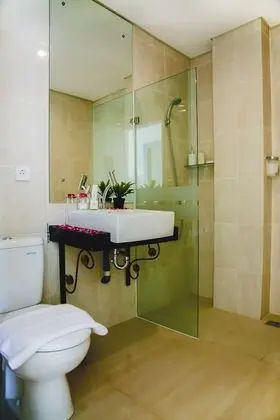 Executive Room with Breakfast and Minibar