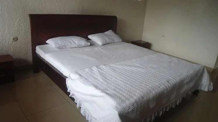 Büyük Yataklı Tek Kişilik Oda, Dağ Manzaralı