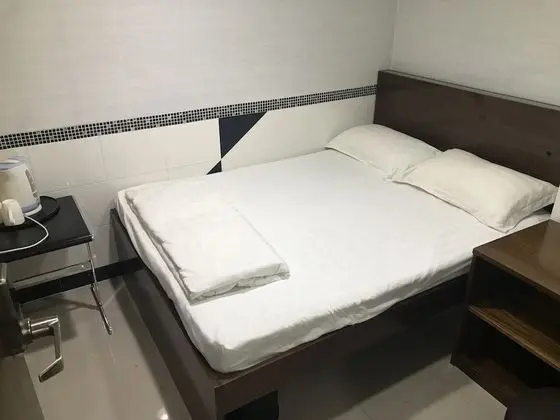 Basic Tek Büyük Yataklı Oda