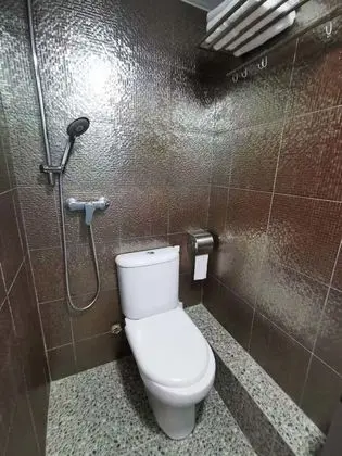 Basic Twin Room