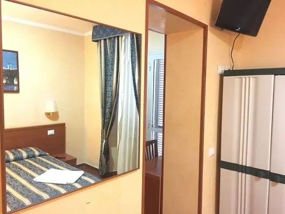 Standard Büyük Yataklı Tek Kişilik Oda, Özel Banyo