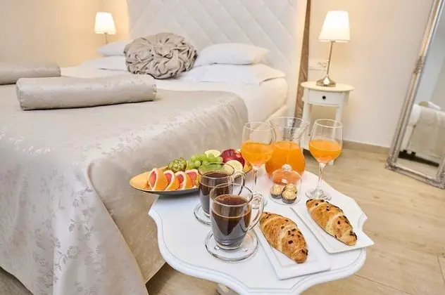 Double room 106