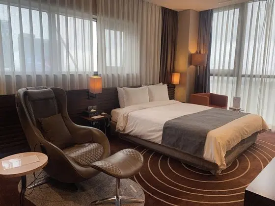 Deluxe Tek Büyük Yataklı Oda (Premier/Parking: 5,000 KRW per car)