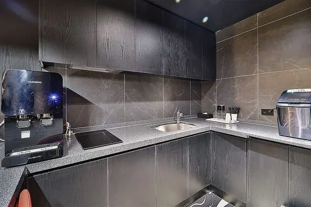 Oda (Hamilton Harace Suite)