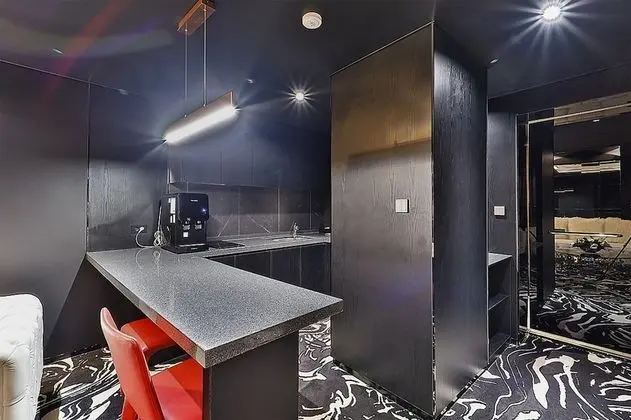 Oda (Hamilton Harace Suite)