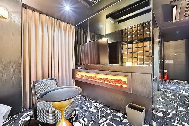 Oda (Hamilton Noble Suite)