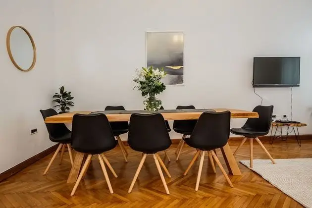 Apart Daire, 5 Yatak Odası