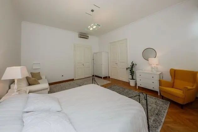 Apart Daire, 5 Yatak Odası